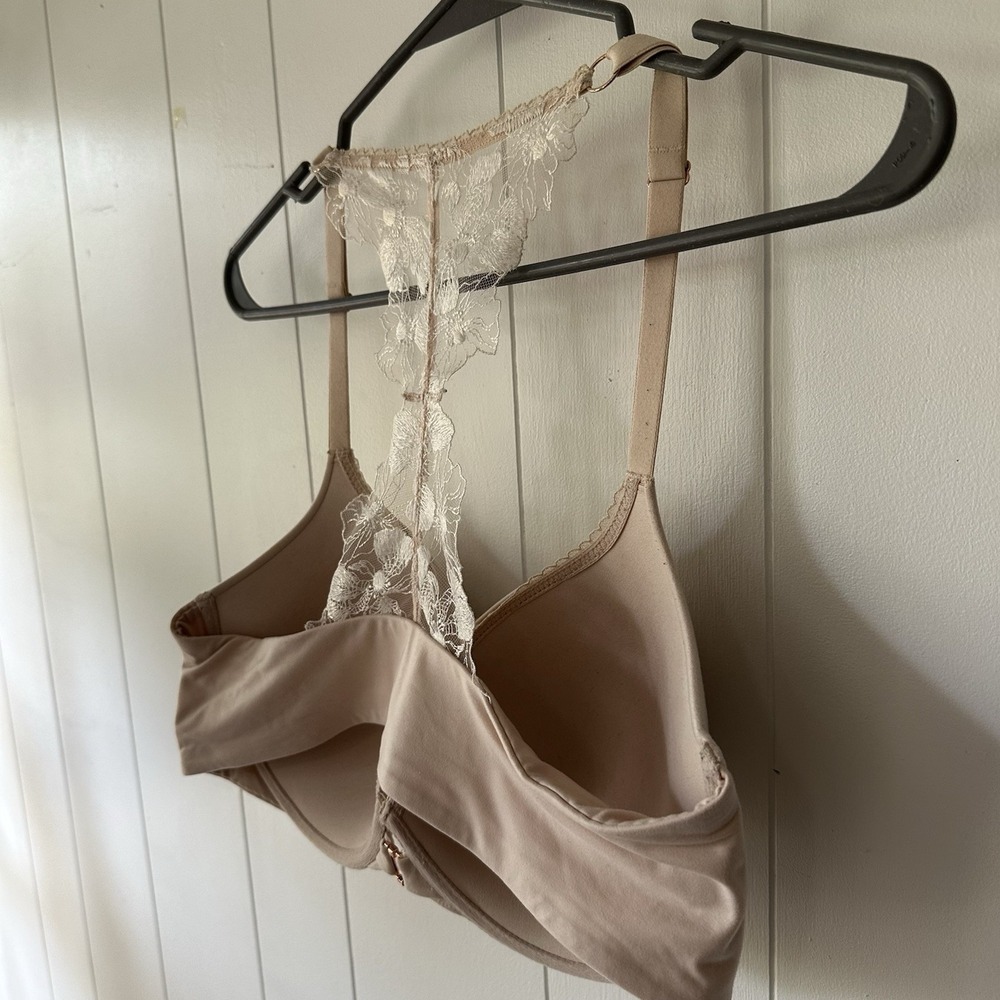 Victoria's Secret Body by Victoria Lace Racerback Bra 36DD Nude Front Clasp - Picture 3 of 14